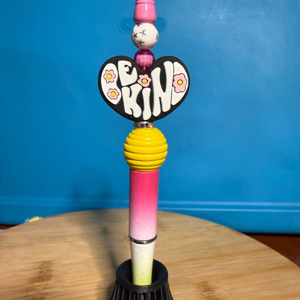 Be Kind Beaded Pen